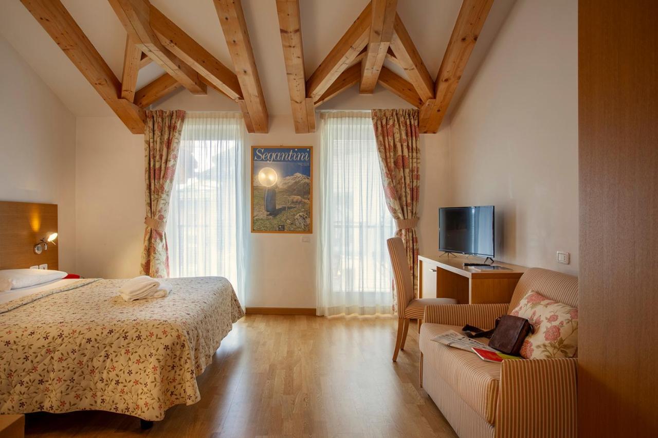 Hotel Romanda Levico Terme Eksteriør billede