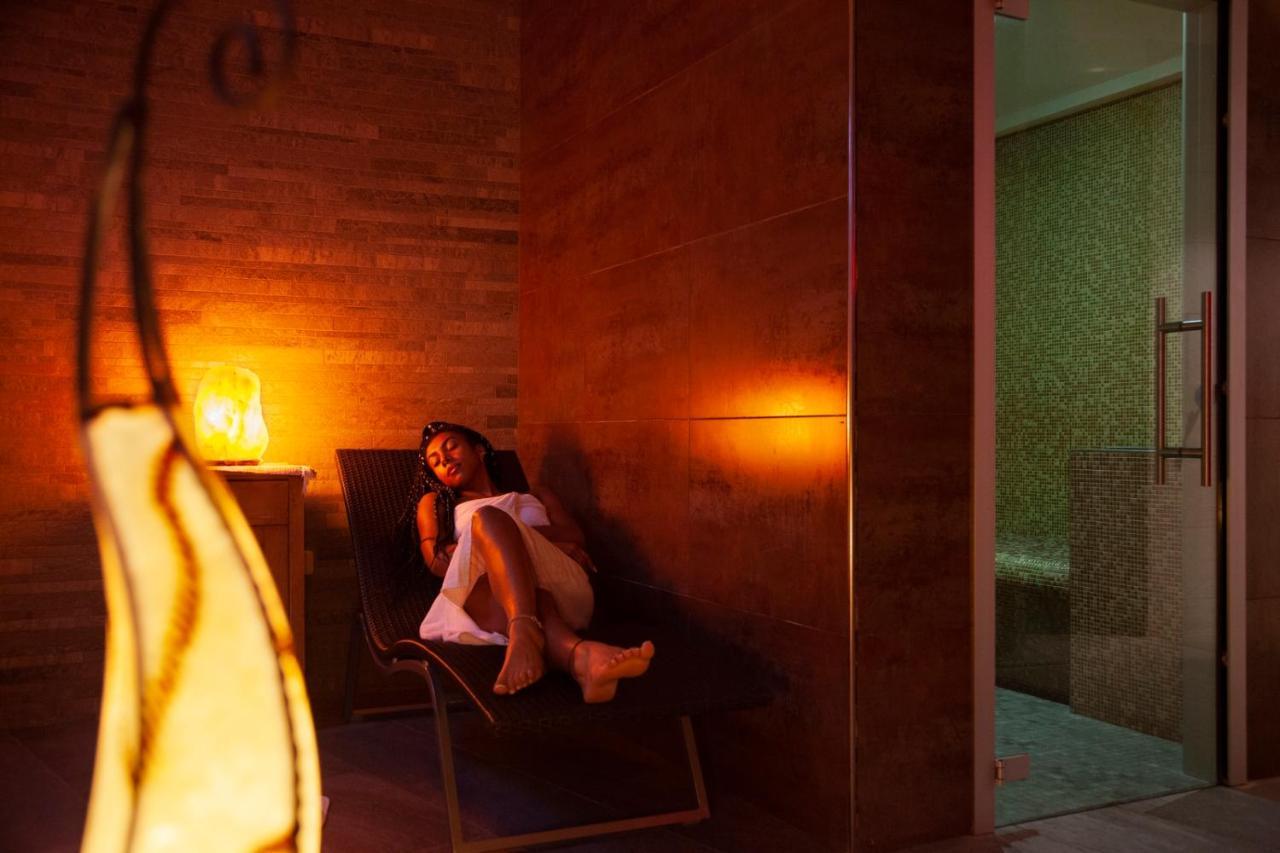 Hotel Romanda Levico Terme Eksteriør billede
